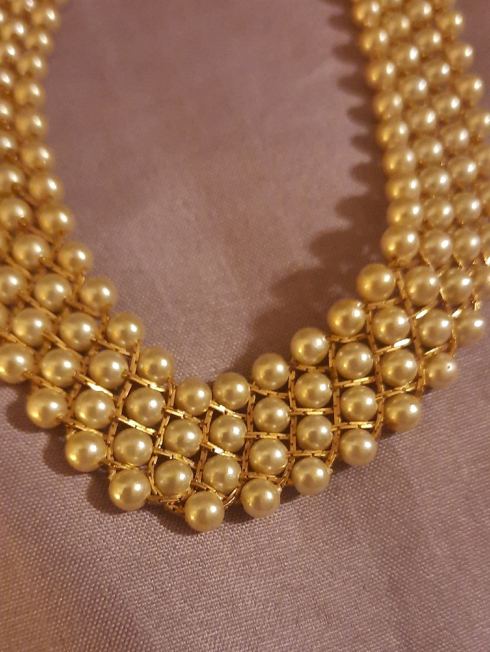 Vintage three row woven lattice mesh Pearl neclace - Picture 4 of 4